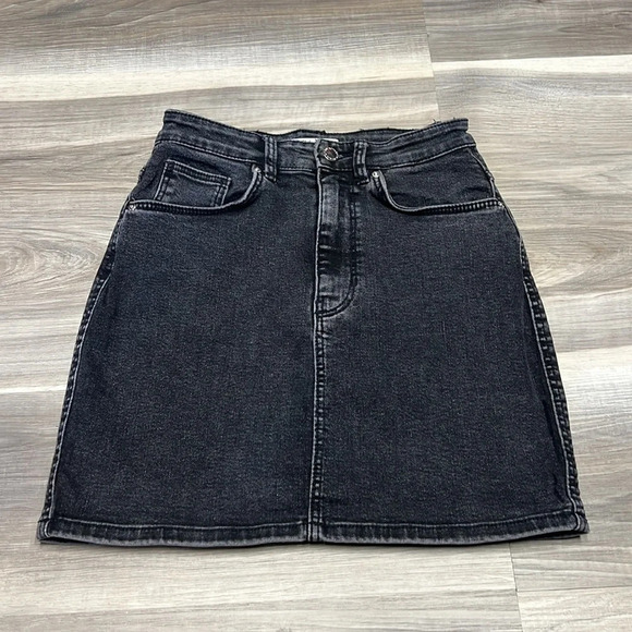 Zara  black denim skirt size small - Picture 2 of 7